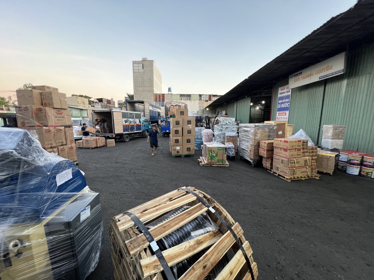 Vận chuyển hàng hóa giá rẻ