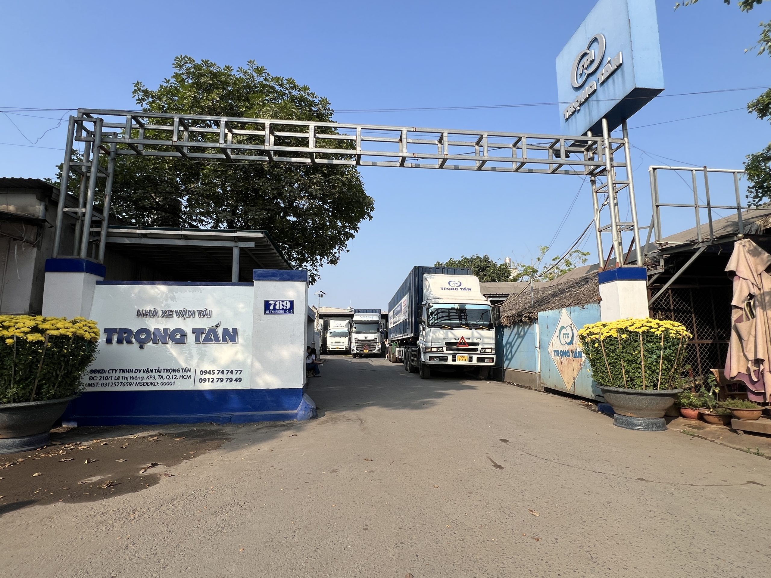 CÔNG TY TNHH DV VẬN TẢI TRỌNG TẤN