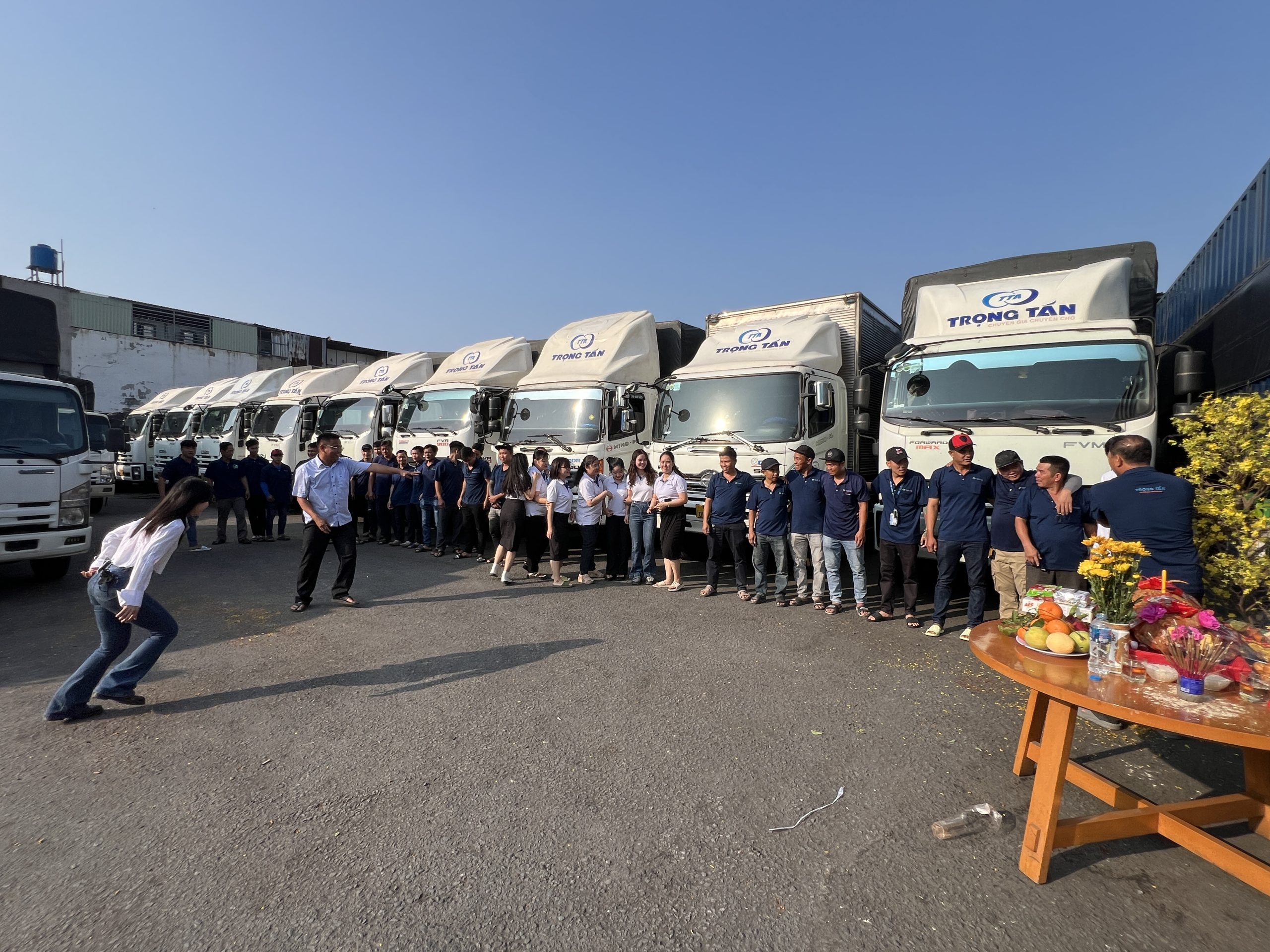 CÔNG TY TNHH DV VẬN TẢI TRỌNG TẤN