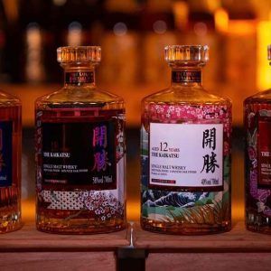 Whiskly Nhật Bản The Kaikatsu 18 Years Old Black 58 % vol